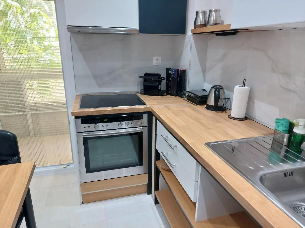 B&M Cozy Apartment Thessaloniki Greece